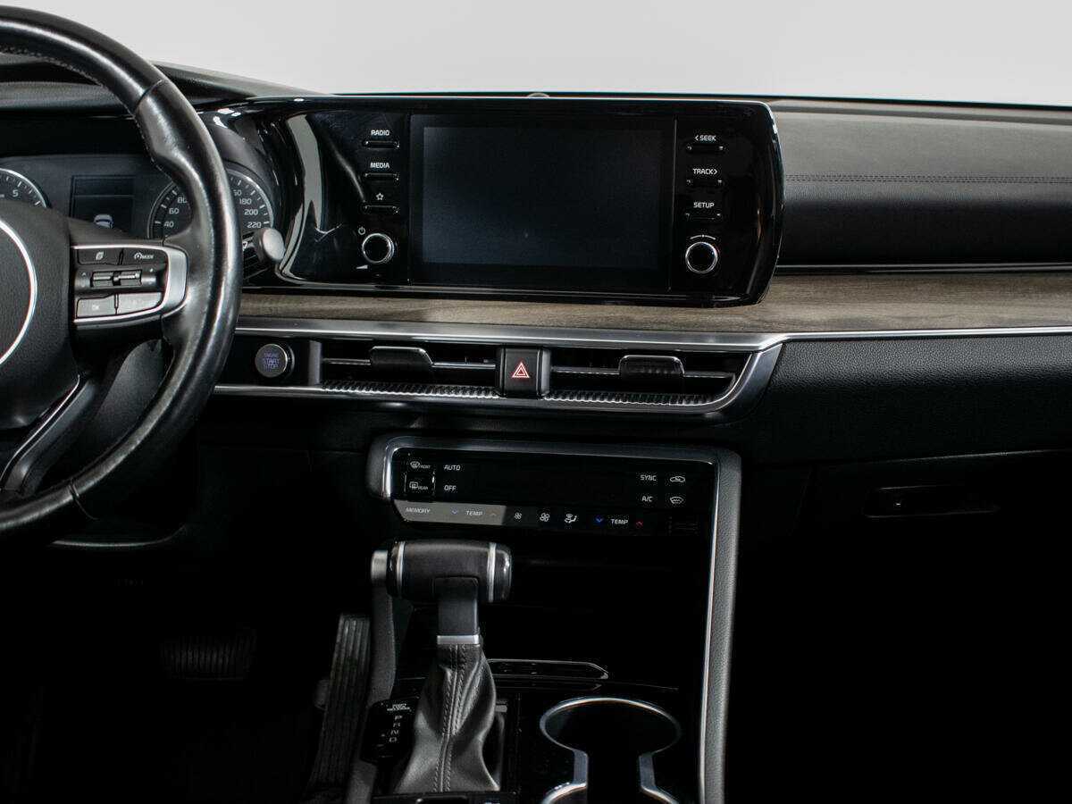 Купить Kia K5 с пробегом. Фото: #10