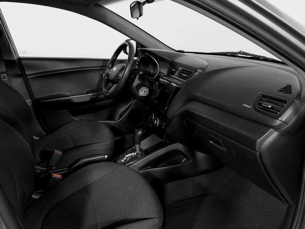 Купить Kia Rio с пробегом. Фото: #8