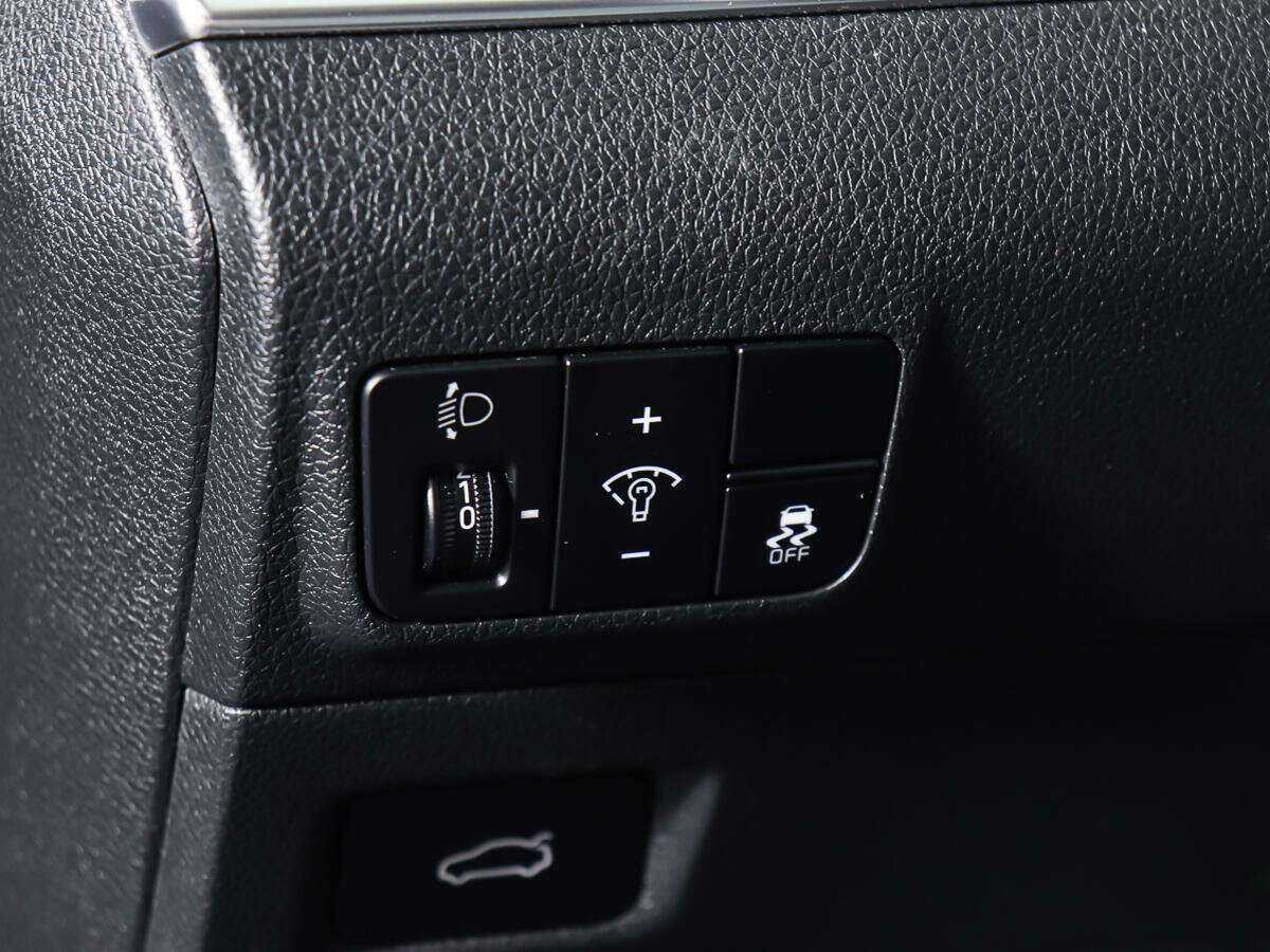 Купить Kia K5 с пробегом. Фото: #19