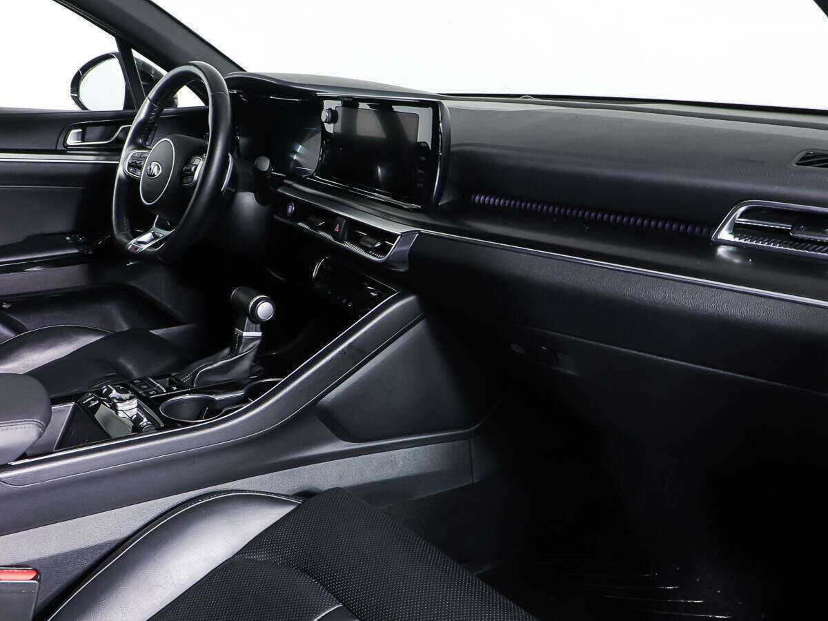 Купить Kia K5 с пробегом. Фото: #8