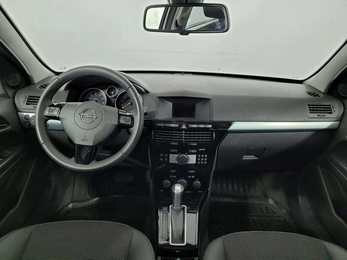 Купить Opel Astra с пробегом. Фото: #6