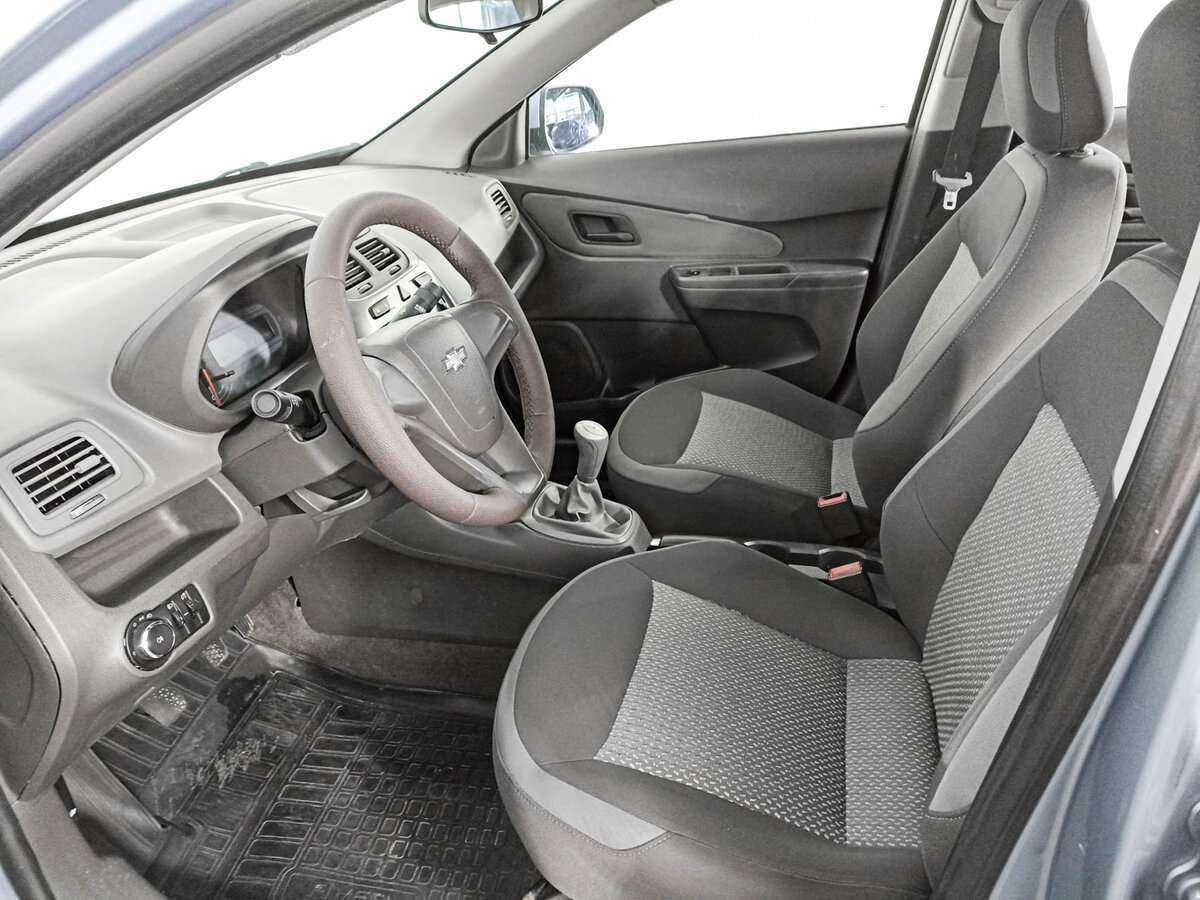 Купить Chevrolet Cobalt с пробегом. Фото: #13