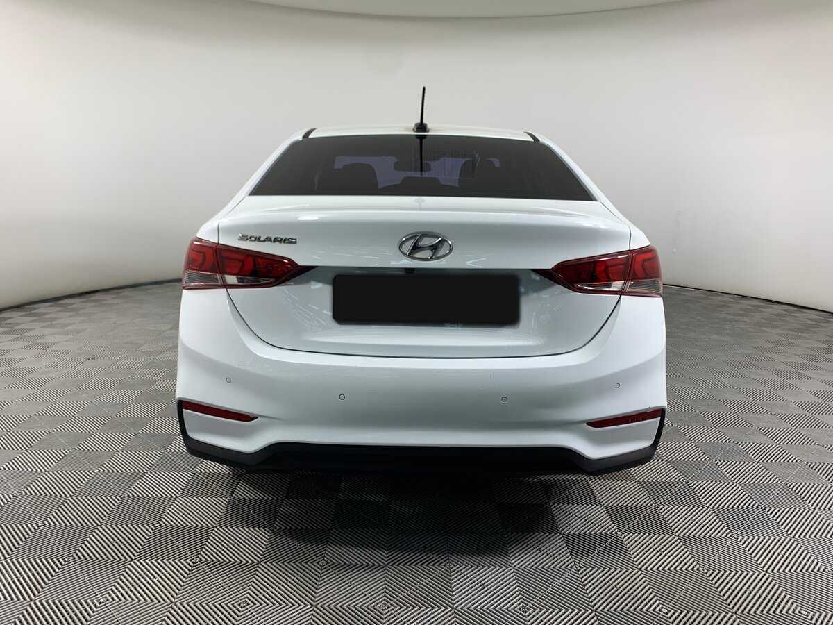 Купить Hyundai Solaris с пробегом. Фото: #5