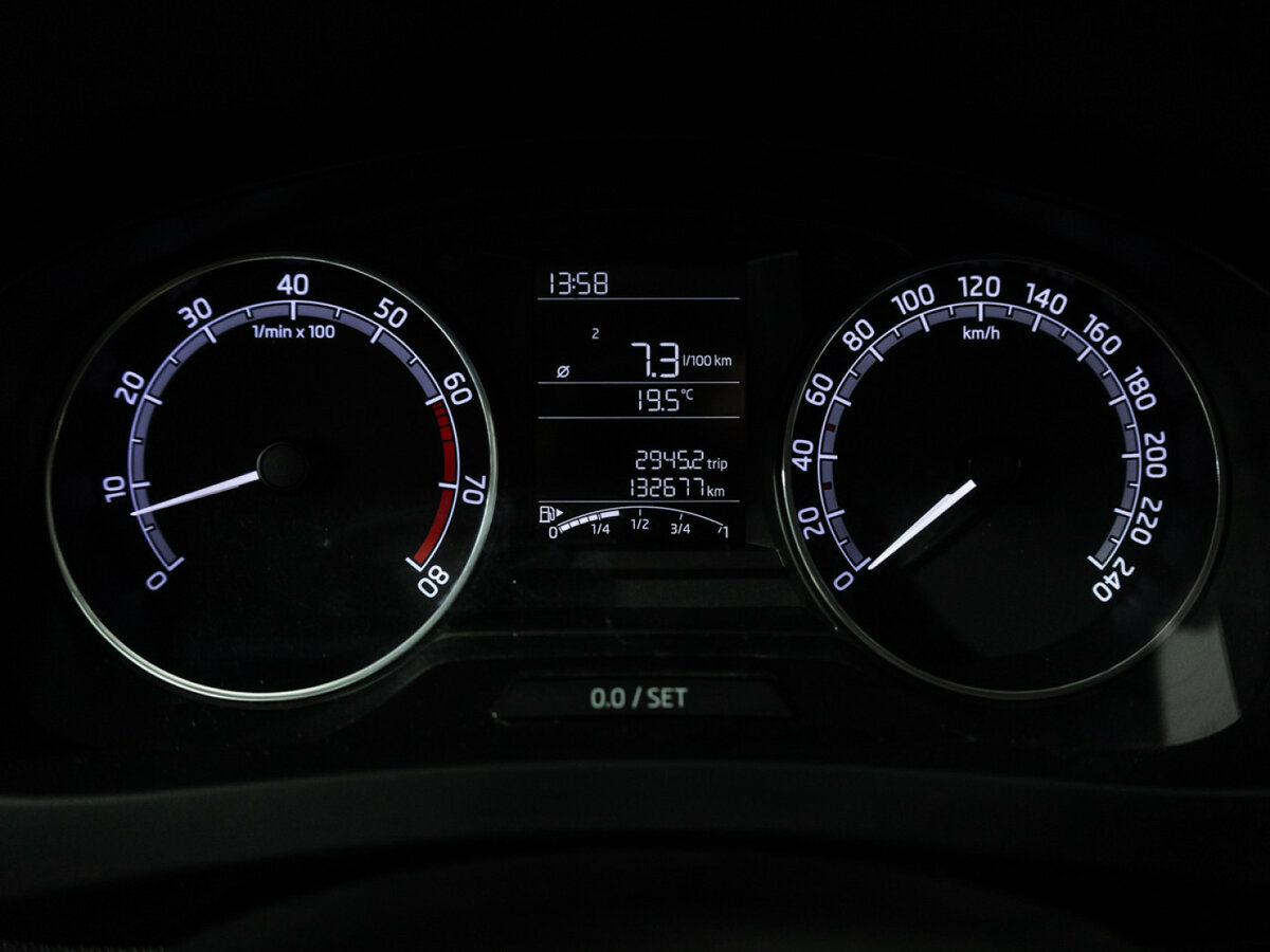 Купить Skoda Rapid с пробегом. Фото: #11