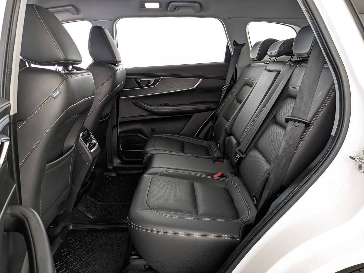 Купить Chery Tiggo 8 с пробегом. Фото: #17