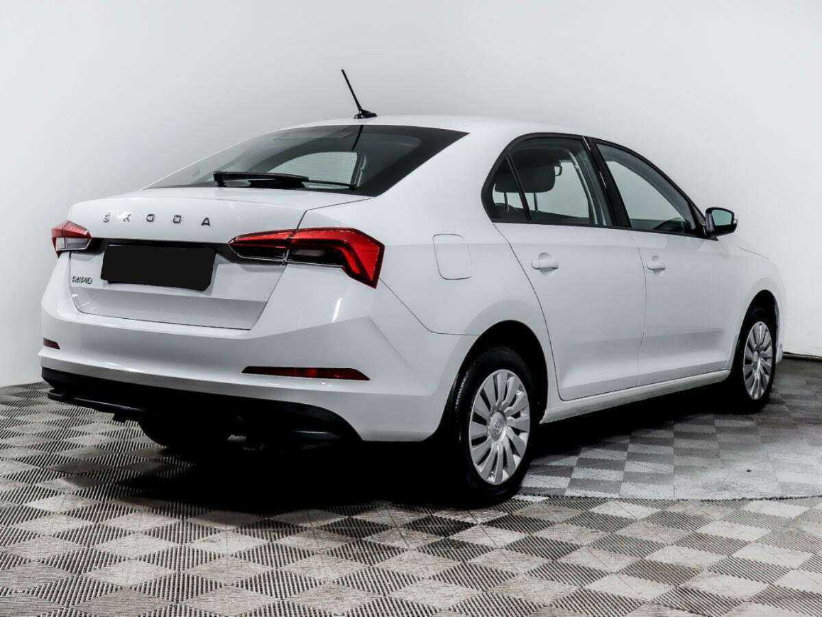Купить Skoda Rapid с пробегом. Фото: #1