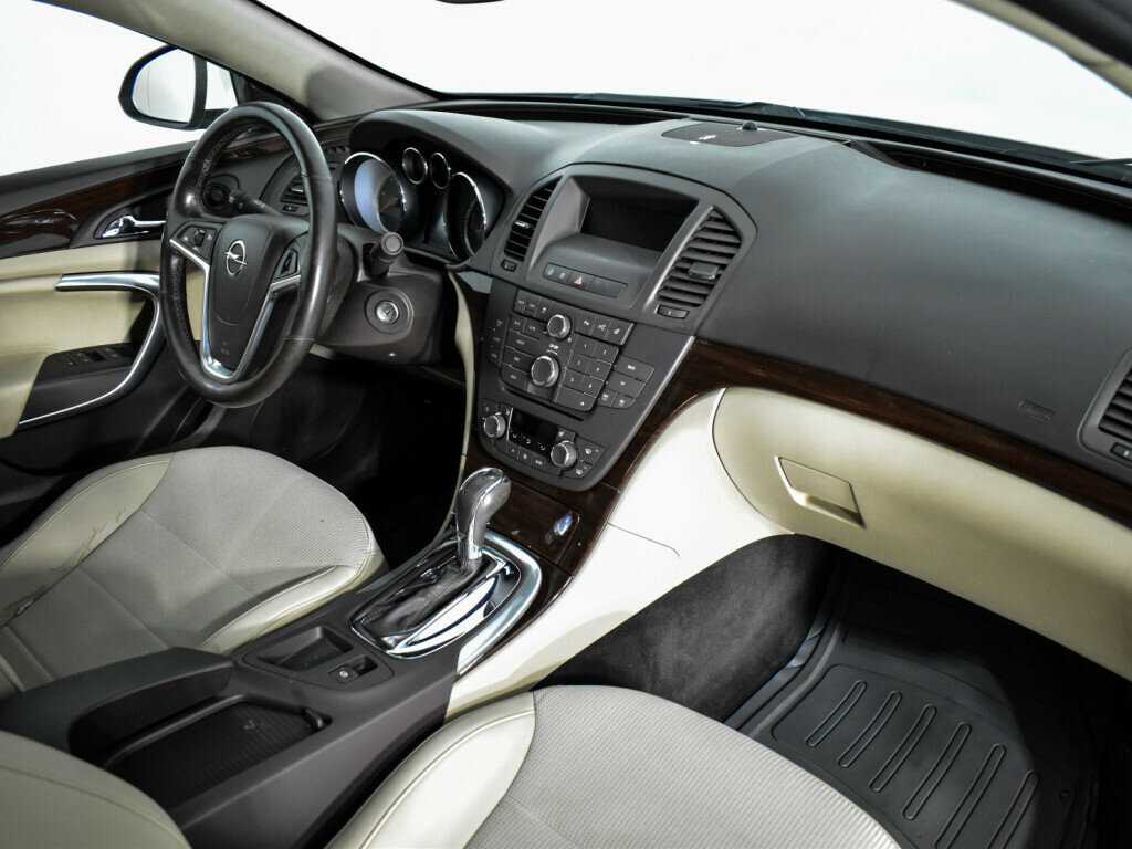 Купить Opel Insignia с пробегом. Фото: #11