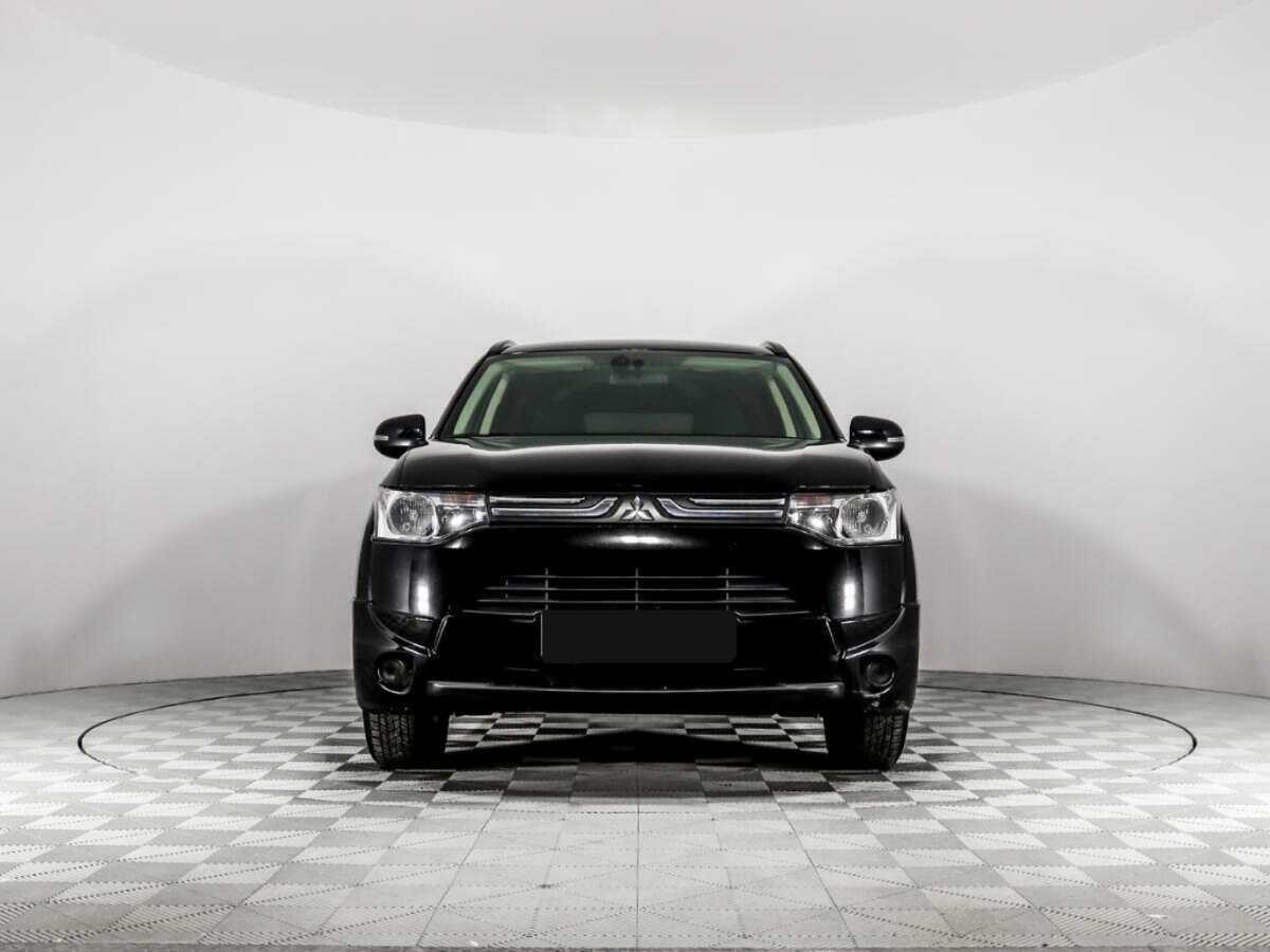 Купить Mitsubishi Outlander с пробегом. Фото: #1