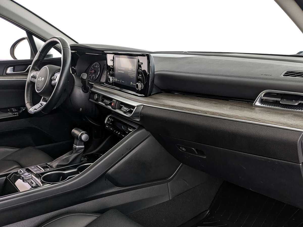 Купить Kia K5 с пробегом. Фото: #10