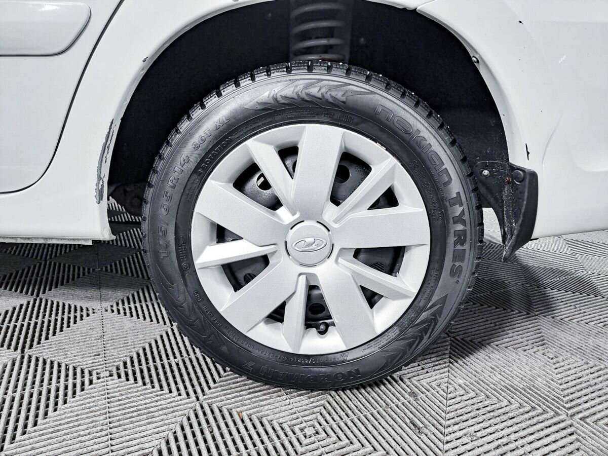 Купить Lada (ВАЗ) Granta с пробегом. Фото: #17