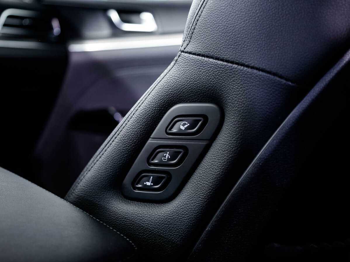 Купить Kia K5 с пробегом. Фото: #15