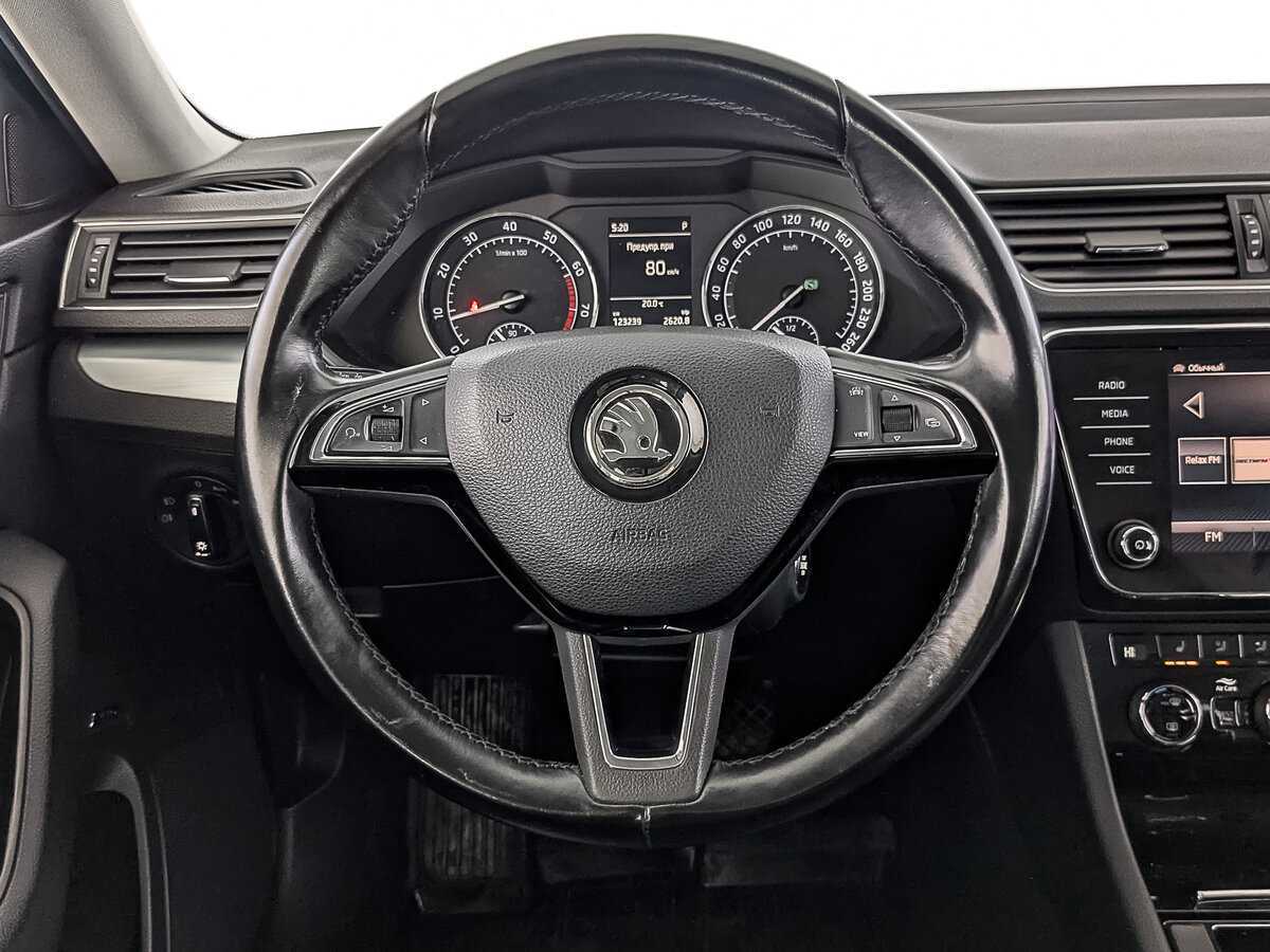 Купить Skoda Superb с пробегом. Фото: #19