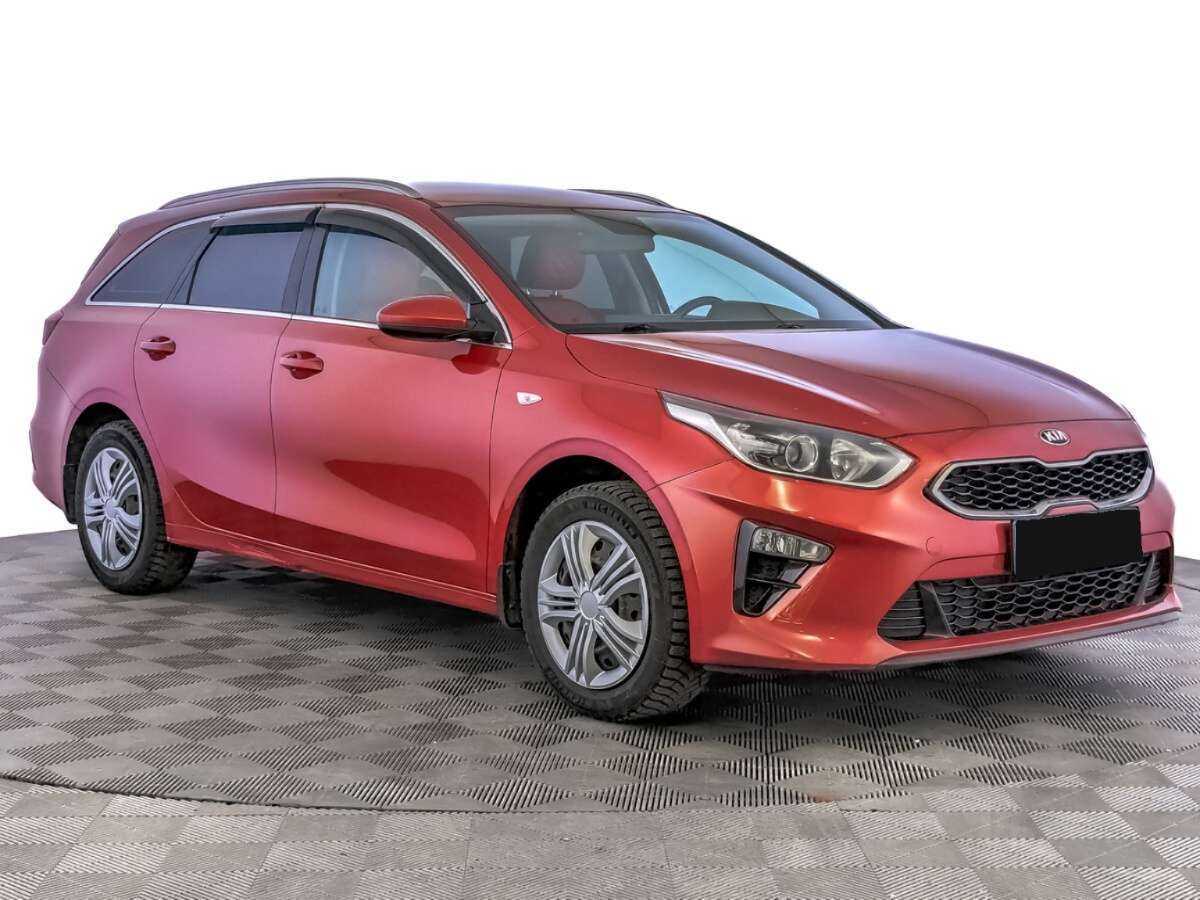 Купить Kia Ceed с пробегом. Фото: #2