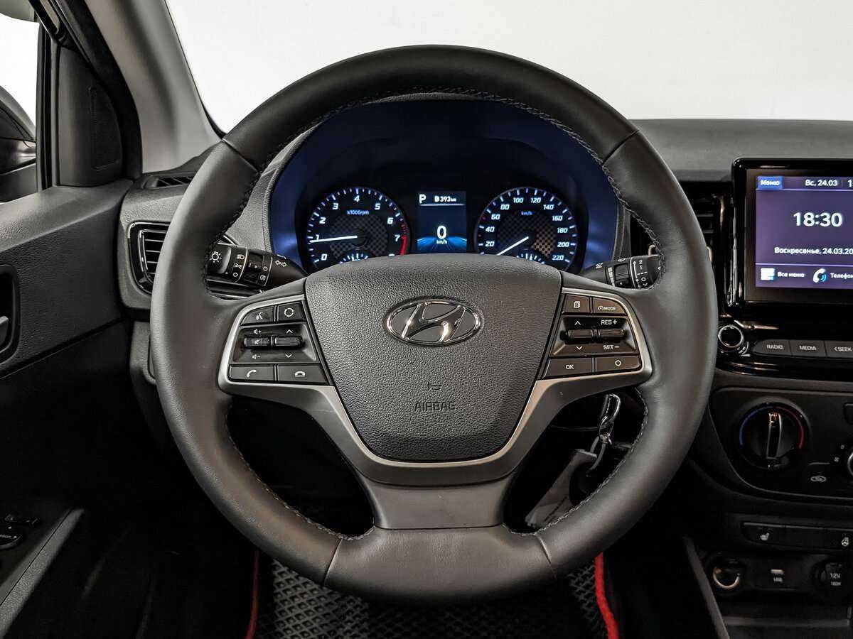 Купить Hyundai Solaris с пробегом. Фото: #17
