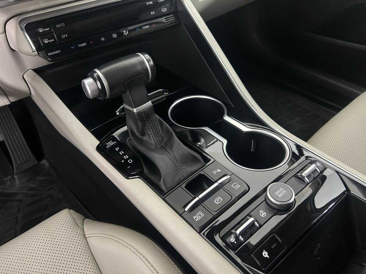 Купить Kia K5 с пробегом. Фото: #10