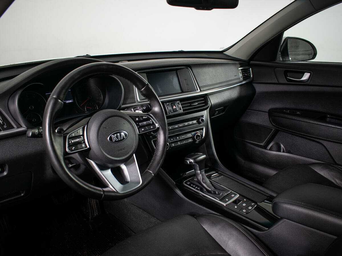 Купить Kia Optima с пробегом. Фото: #12