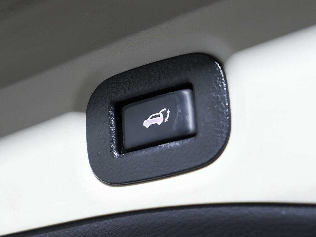 Купить Nissan X-Trail с пробегом. Фото: #17