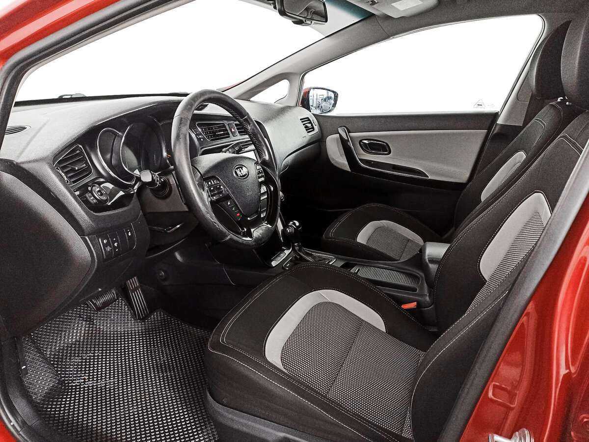 Купить Kia Ceed с пробегом. Фото: #13