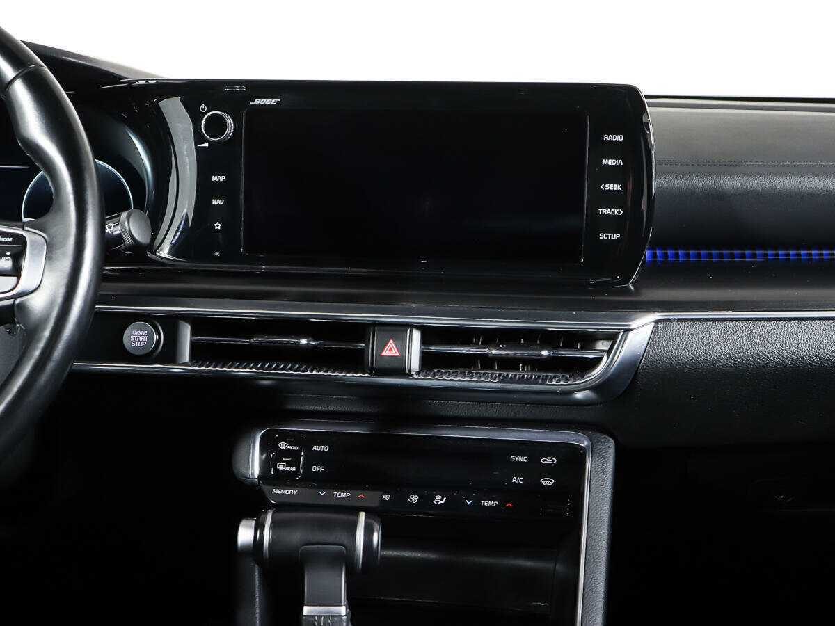 Купить Kia K5 с пробегом. Фото: #11