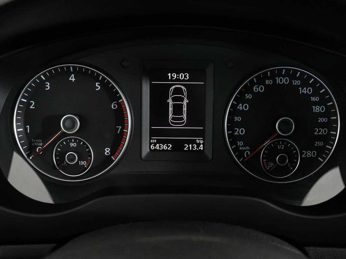 Купить Volkswagen Jetta с пробегом. Фото: #11