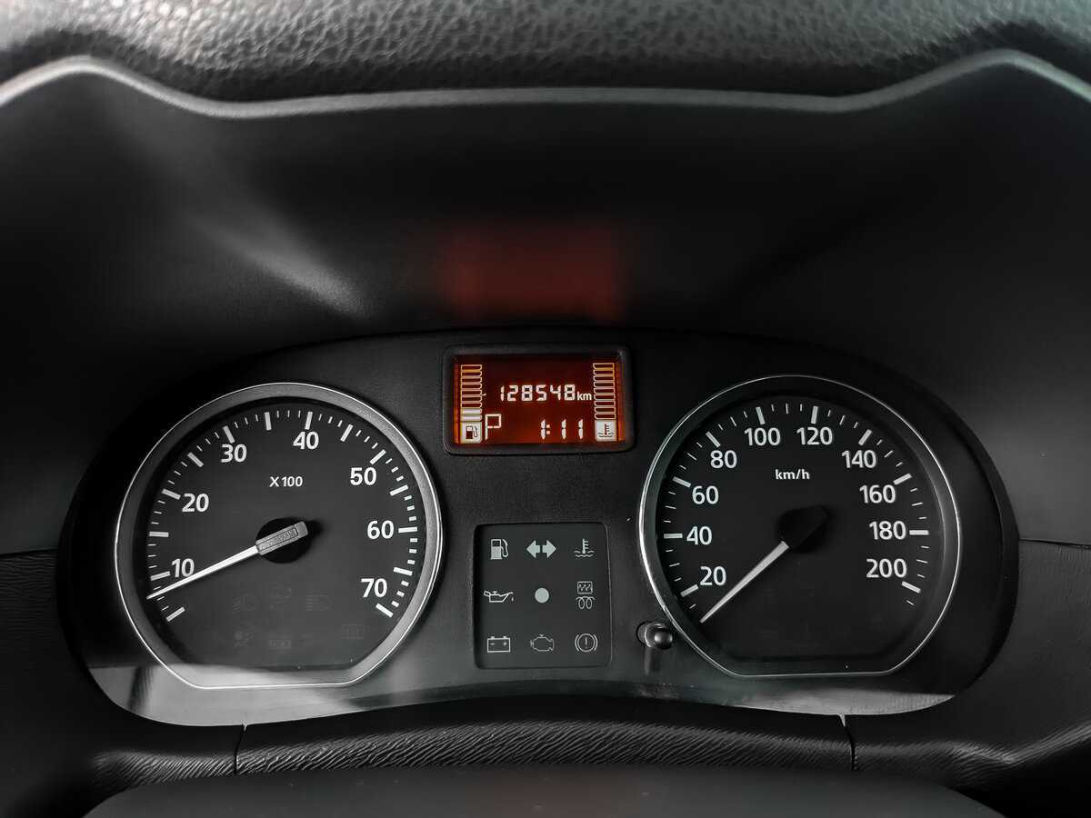 Купить Nissan Terrano с пробегом. Фото: #11