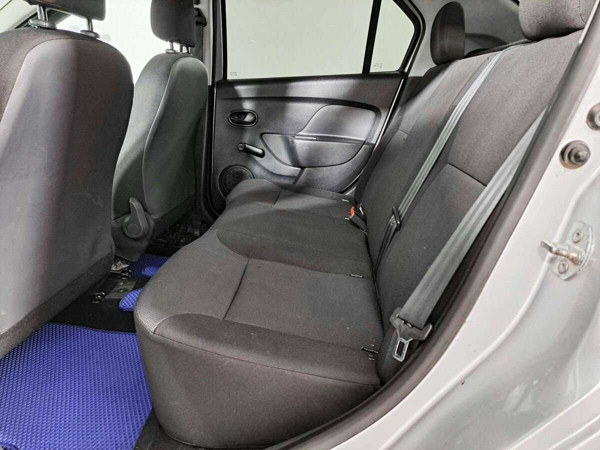 Купить Renault Logan с пробегом. Фото: #9