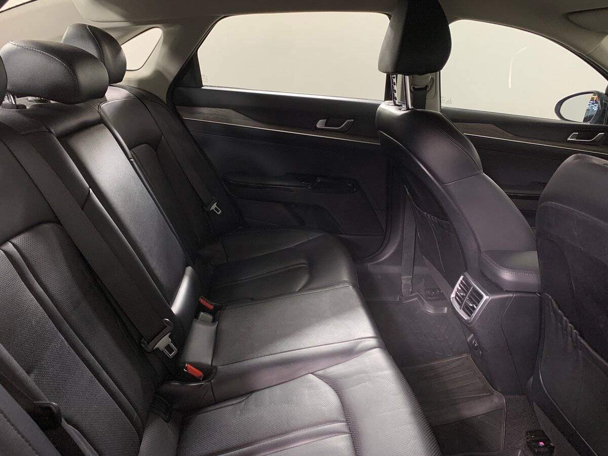 Купить Kia K5 с пробегом. Фото: #16