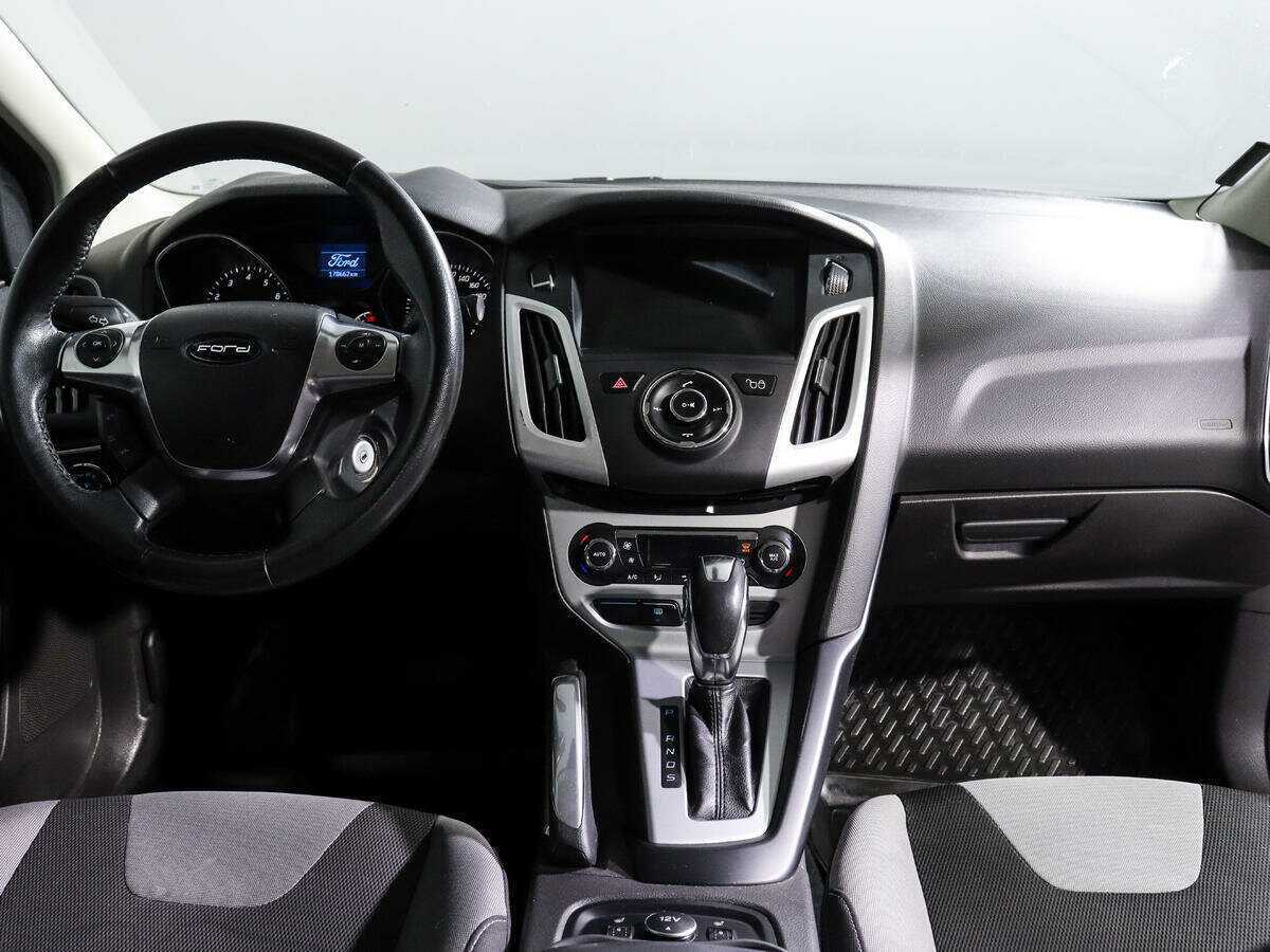 Купить Ford Focus с пробегом. Фото: #9