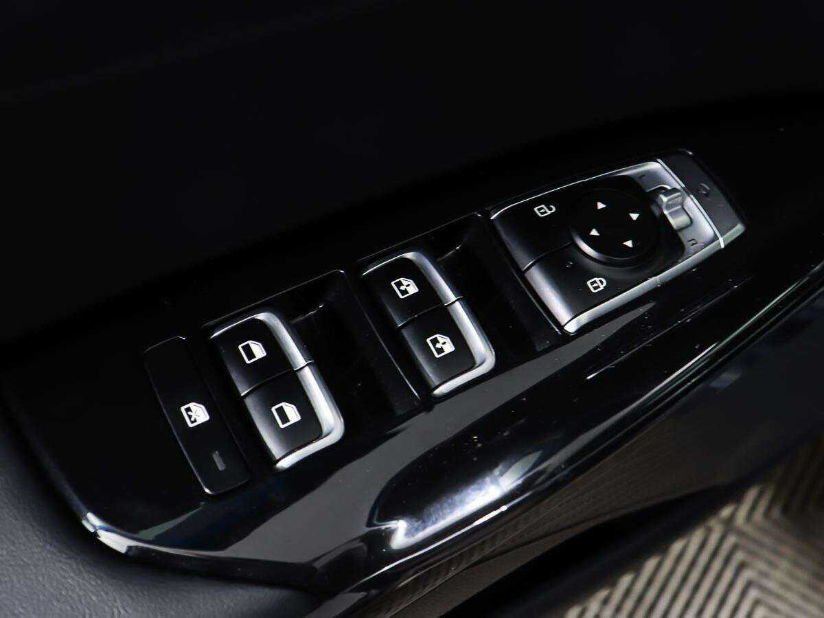 Купить Kia K5 с пробегом. Фото: #16