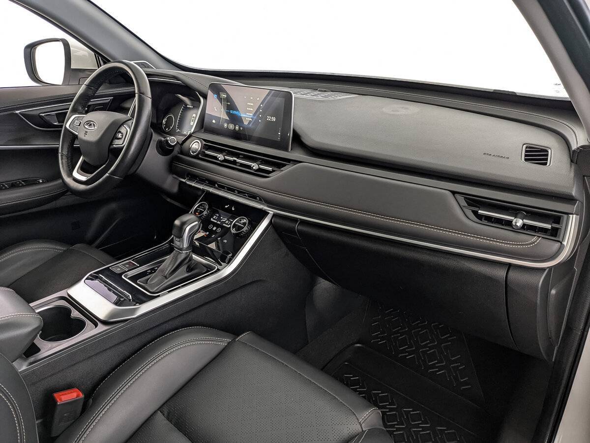 Купить Chery Tiggo 8 с пробегом. Фото: #12