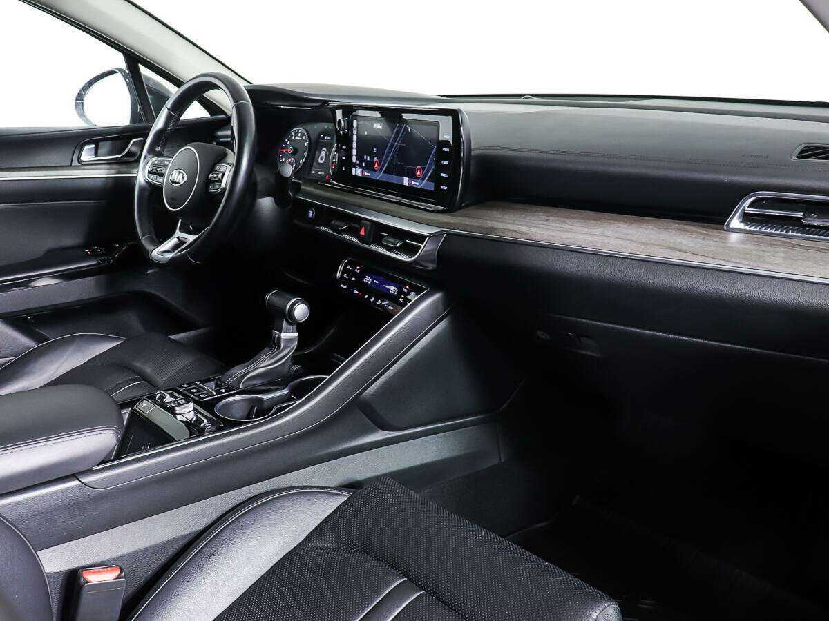 Купить Kia K5 с пробегом. Фото: #8