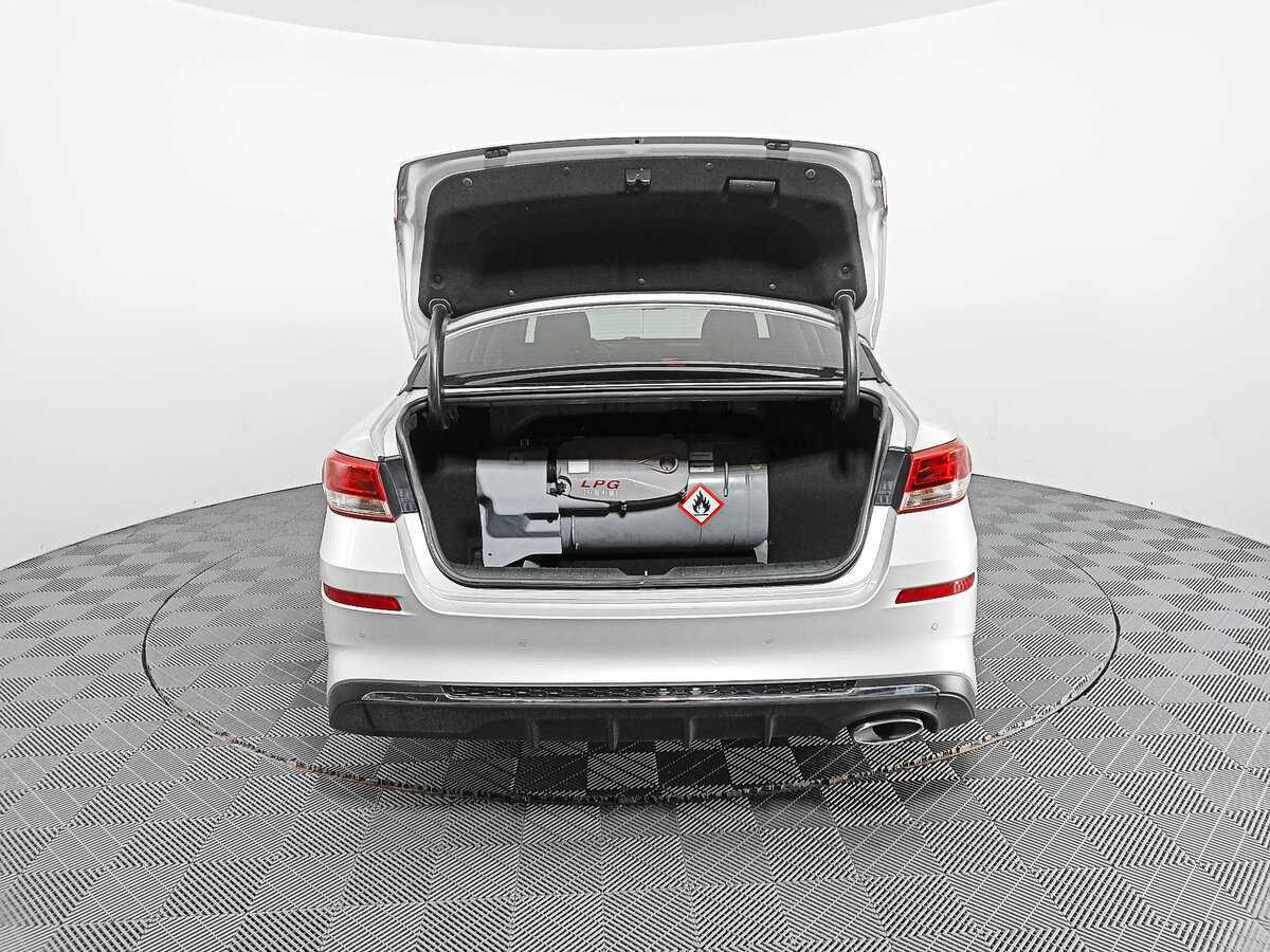 Купить Kia K5 с пробегом. Фото: #7