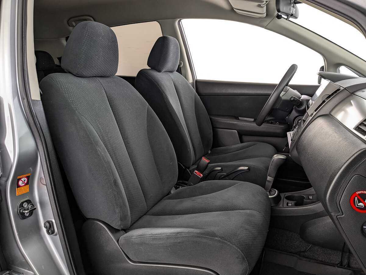 Купить Nissan Tiida с пробегом. Фото: #23