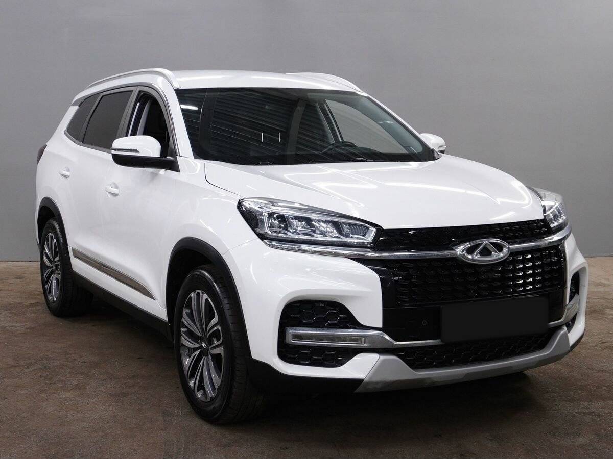 Купить Chery Tiggo 8 с пробегом. Фото: #2