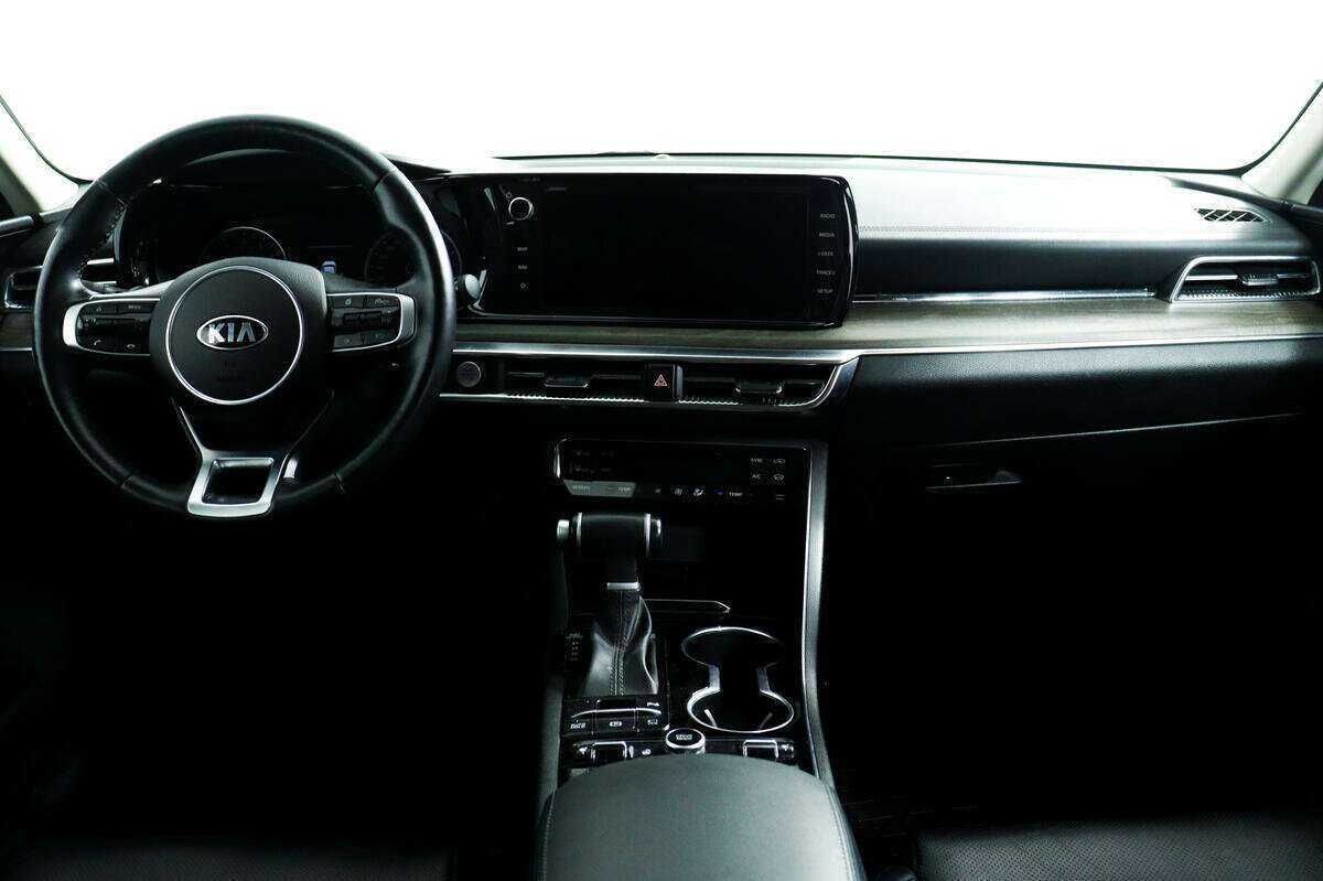 Купить Kia K5 с пробегом. Фото: #10