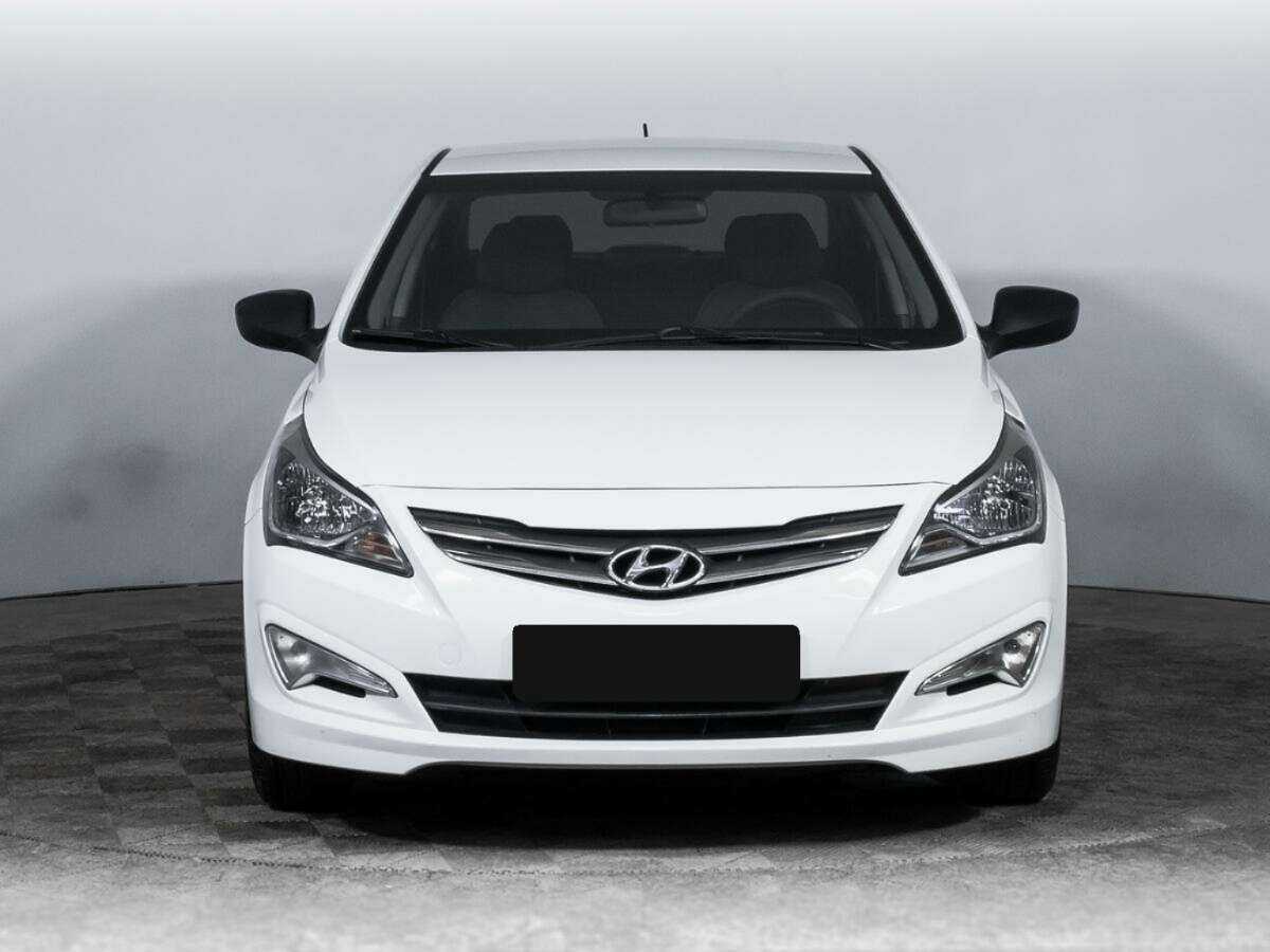 Купить Hyundai Solaris с пробегом. Фото: #1