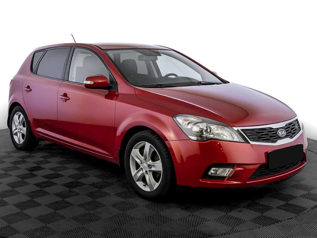 Купить Kia Ceed с пробегом. Фото: #2