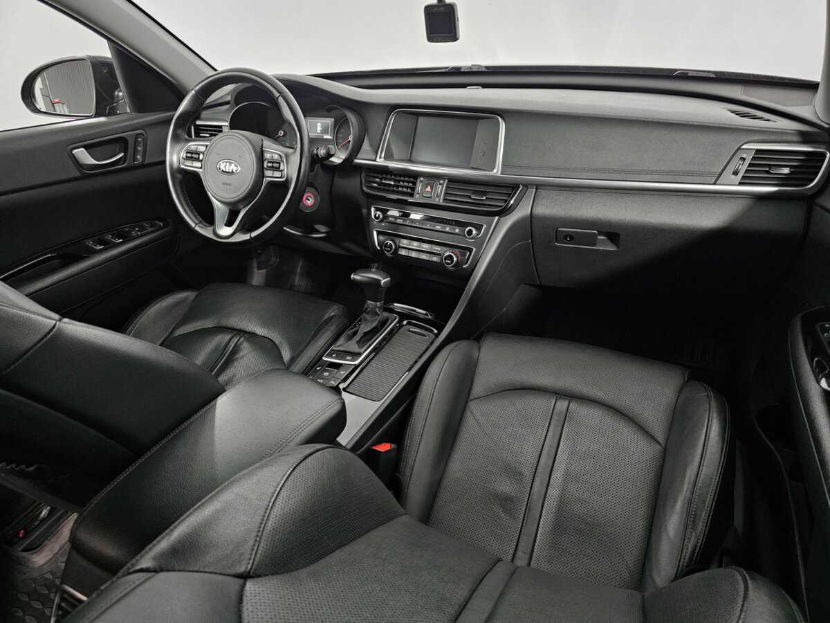 Купить Kia Optima с пробегом. Фото: #9