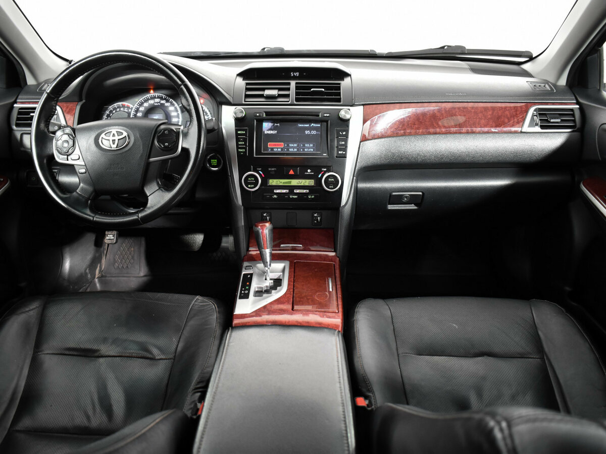 Купить Toyota Camry с пробегом. Фото: #8