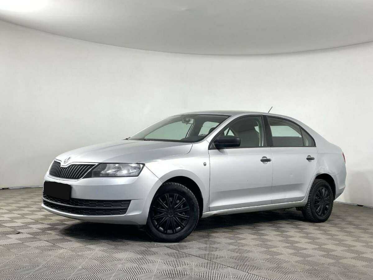 Купить Skoda Rapid с пробегом. Посмотреть фото