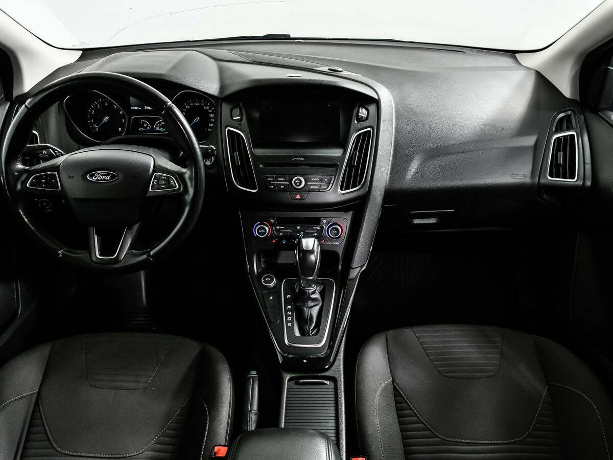 Купить Ford Focus с пробегом. Фото: #10