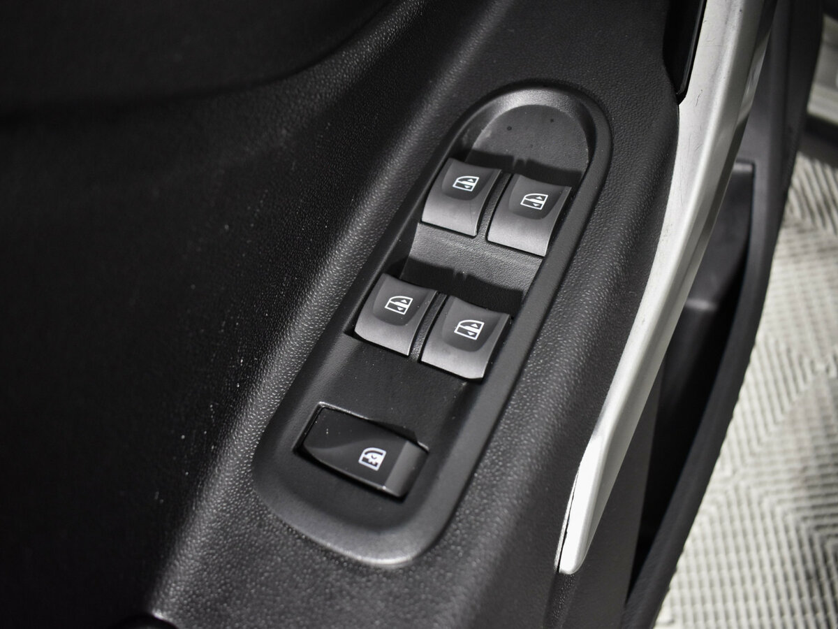 Купить Lada (ВАЗ) XRAY с пробегом. Фото: #13