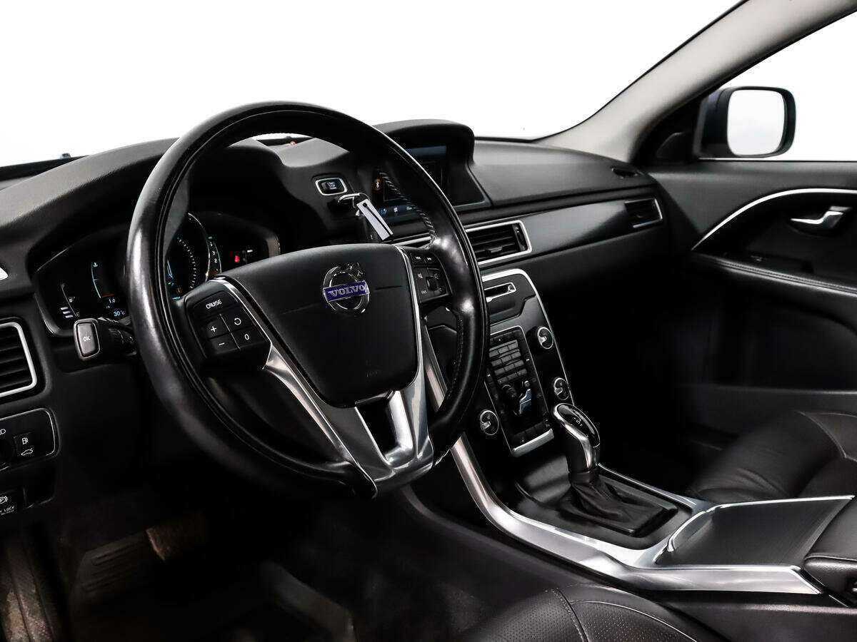 Купить Volvo XC70 с пробегом. Фото: #8