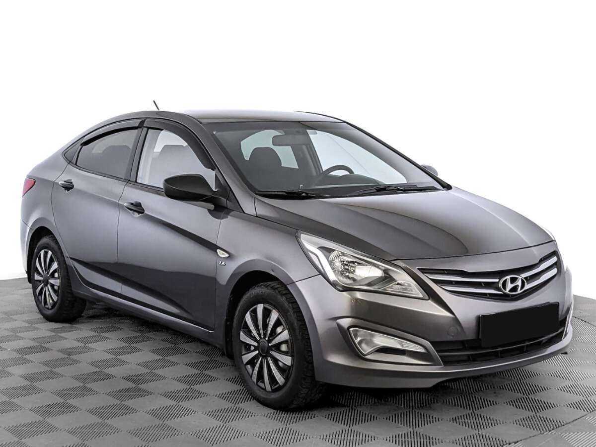 Купить Hyundai Solaris с пробегом. Фото: #2