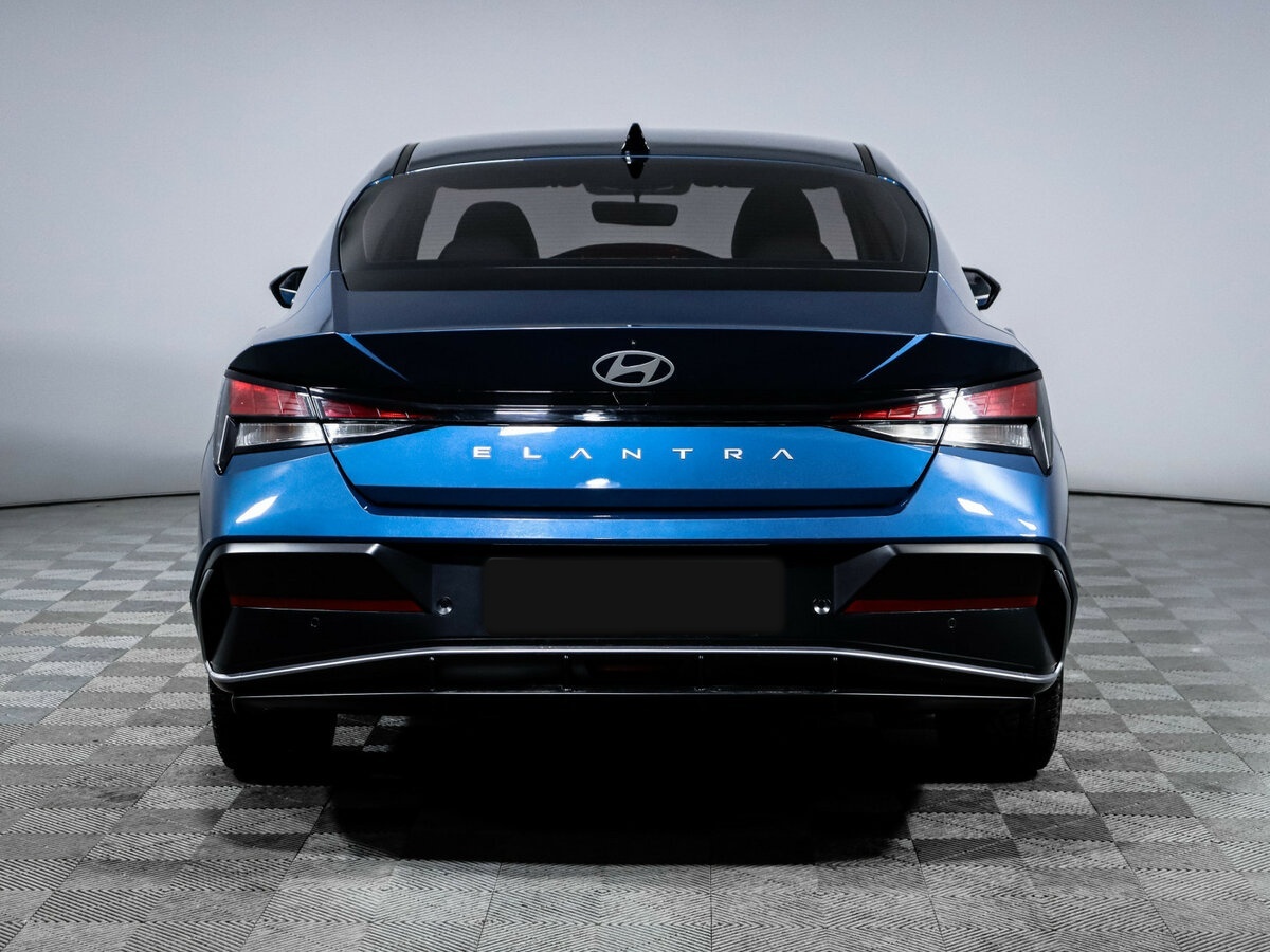 Купить Hyundai Elantra с пробегом. Фото: #4