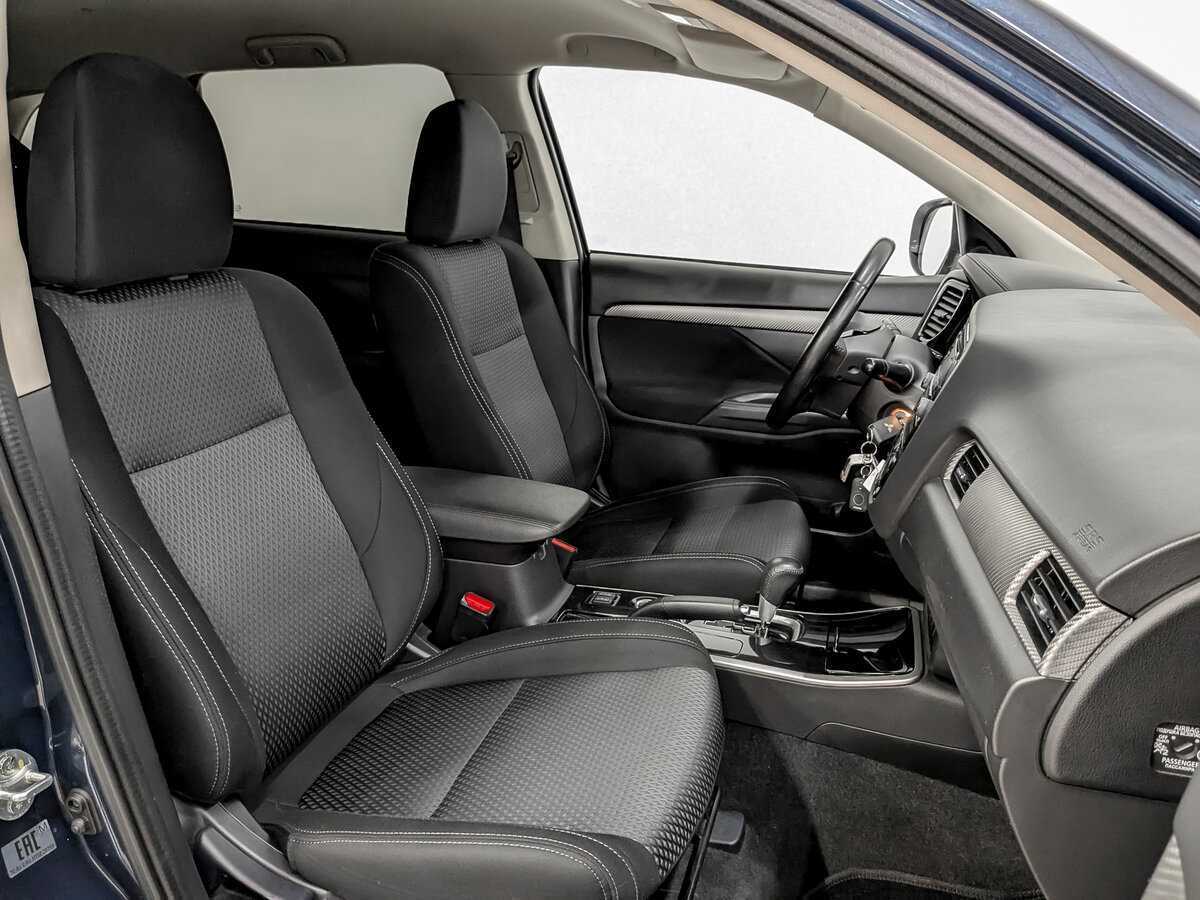 Купить Mitsubishi Outlander с пробегом. Фото: #22