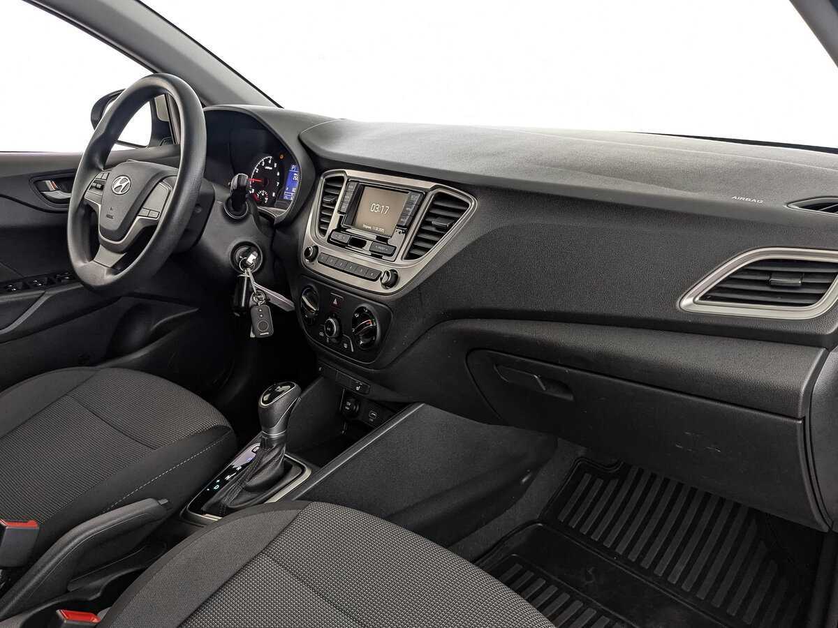 Купить Hyundai Solaris с пробегом. Фото: #12