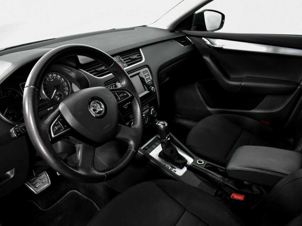 Купить Skoda Octavia с пробегом. Фото: #6