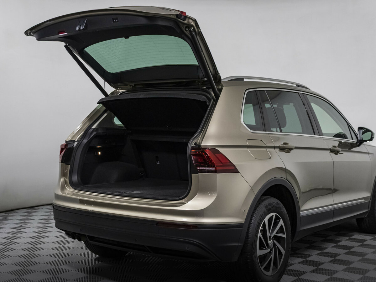 Купить Volkswagen Tiguan с пробегом. Фото: #13