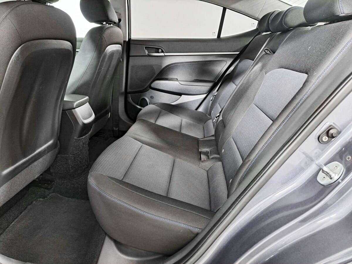 Купить Hyundai Elantra с пробегом. Фото: #11